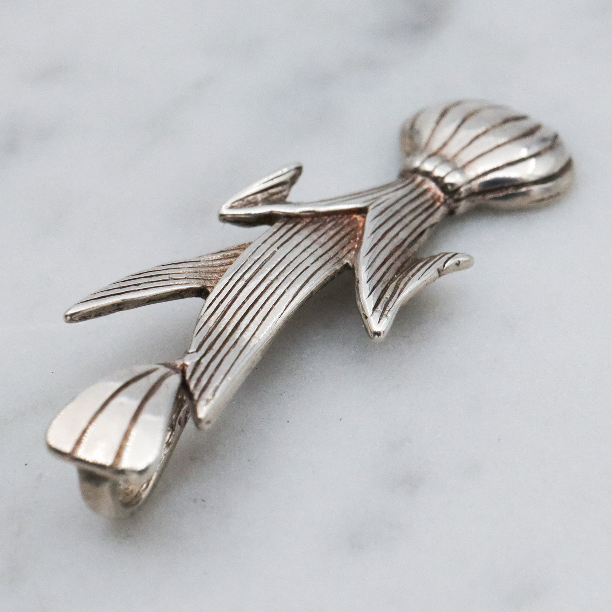 Vintage sterling silver onion plant pendant